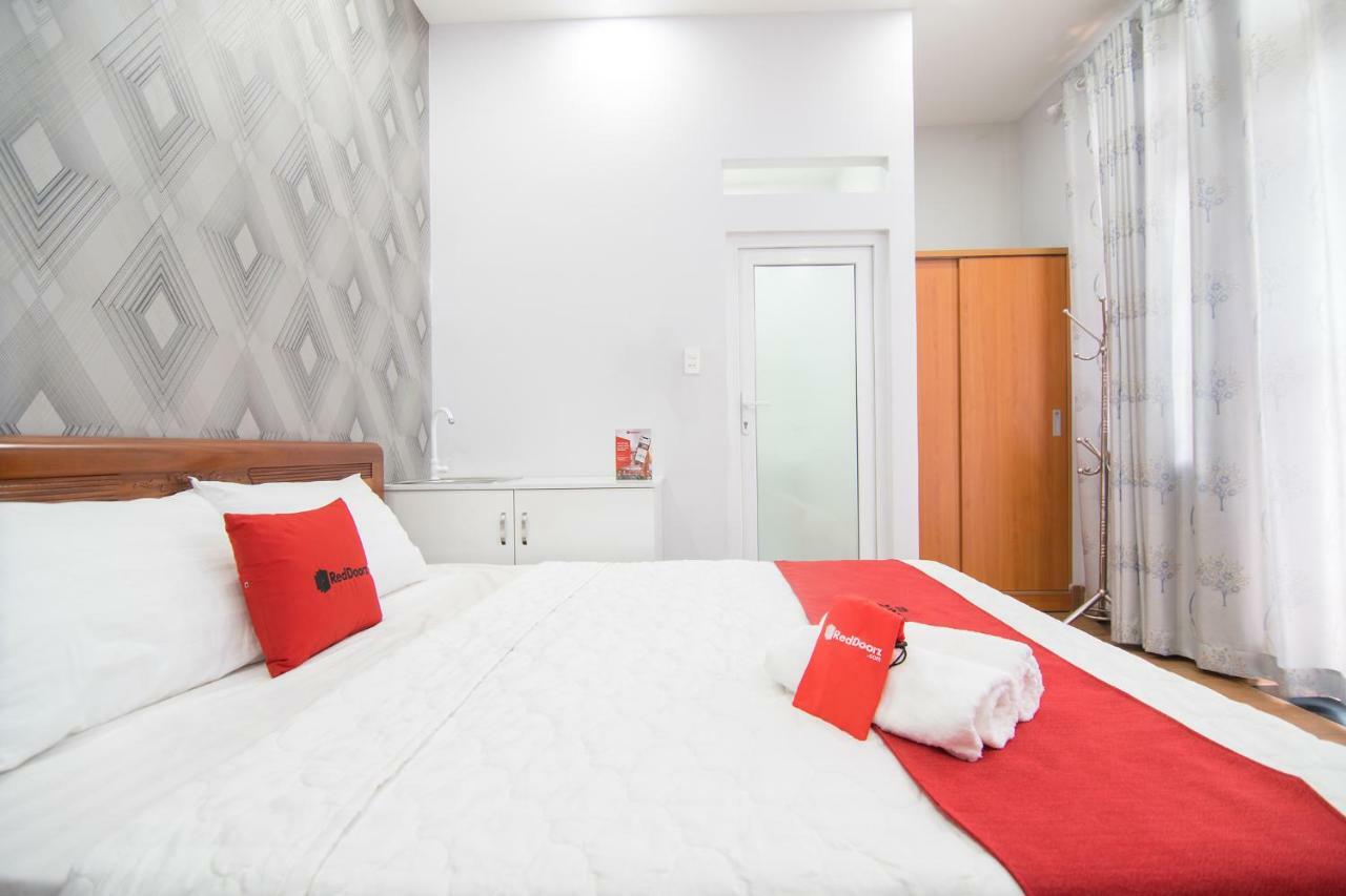 Reddoorz Plus @ Huynh Tan Phat Bandar Ho Chi Minh Luaran gambar