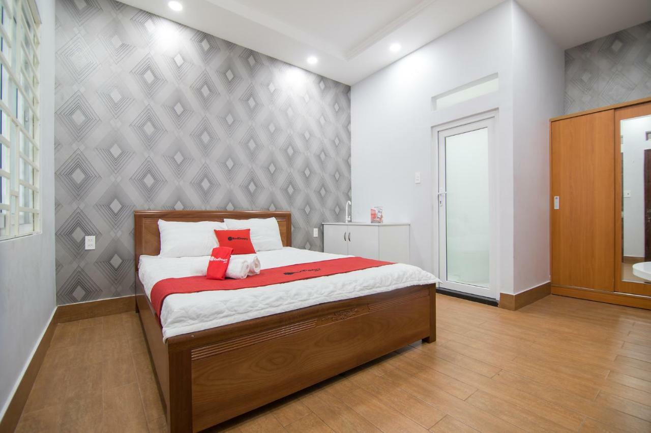 Reddoorz Plus @ Huynh Tan Phat Bandar Ho Chi Minh Luaran gambar