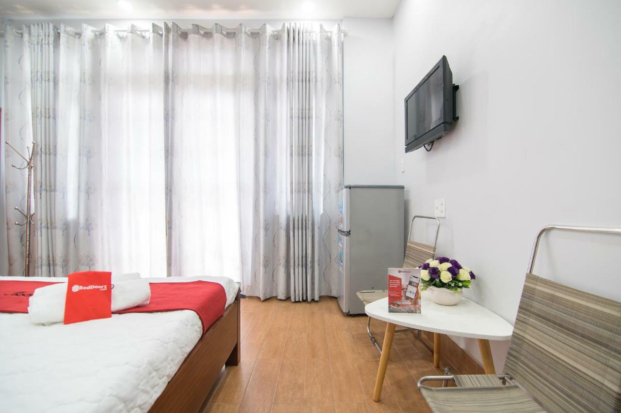 Reddoorz Plus @ Huynh Tan Phat Bandar Ho Chi Minh Luaran gambar