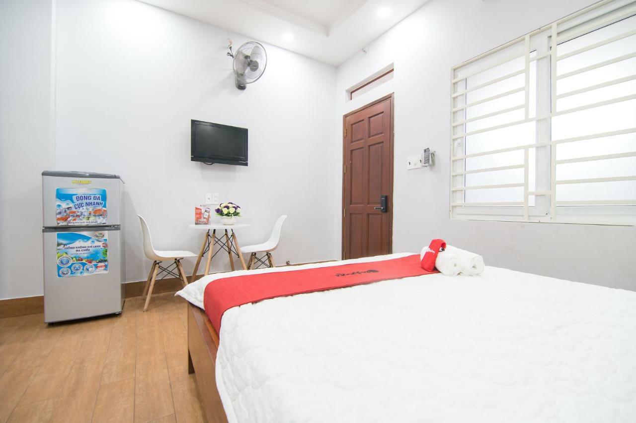 Reddoorz Plus @ Huynh Tan Phat Bandar Ho Chi Minh Luaran gambar